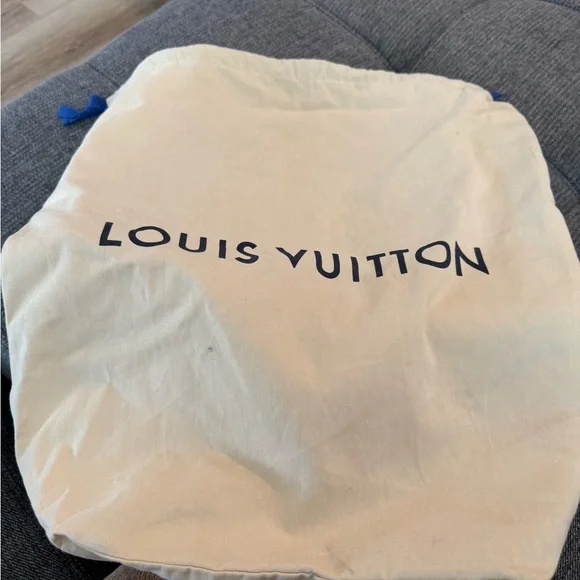 Louis Vuitton Graceful MM Bag - Picture 9 of 12